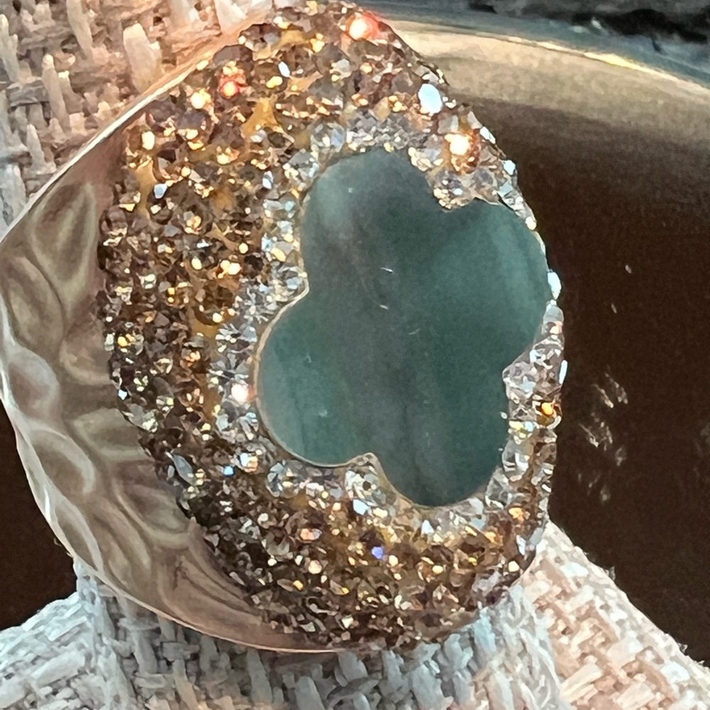 Statement ring hammered gold with abalone and Swarovski crystals new in box
